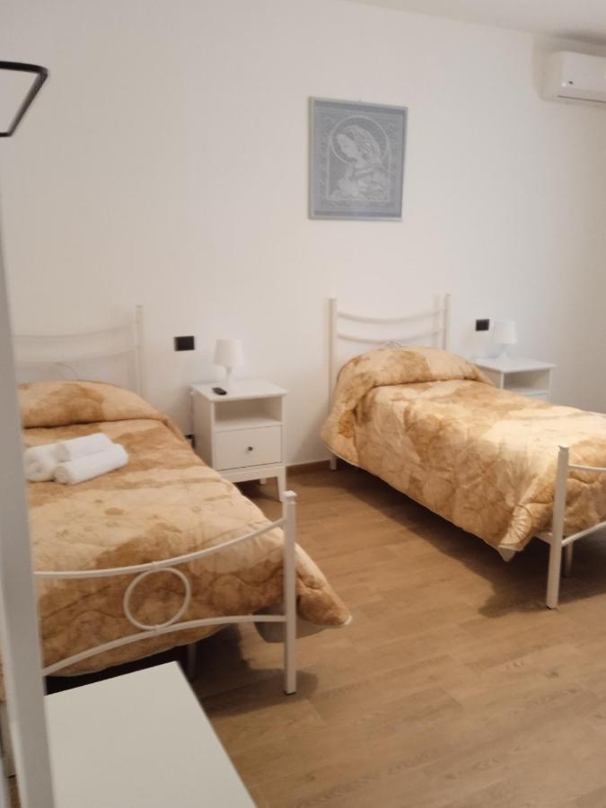 Bed&Breakfast Il Sole -Cinquefrondi Extérieur photo