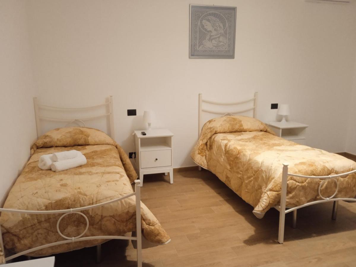 Bed&Breakfast Il Sole -Cinquefrondi Extérieur photo