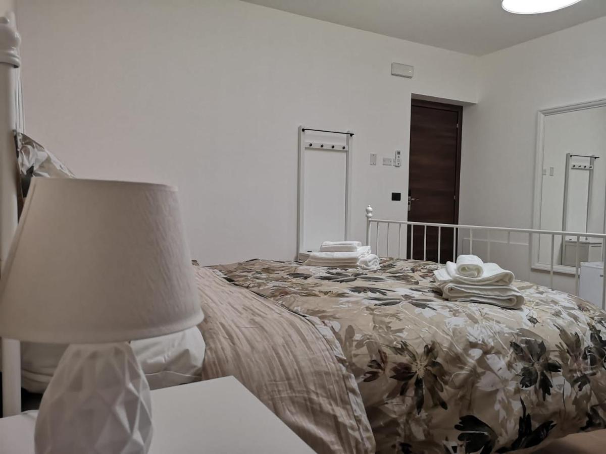 Bed&Breakfast Il Sole -Cinquefrondi Extérieur photo